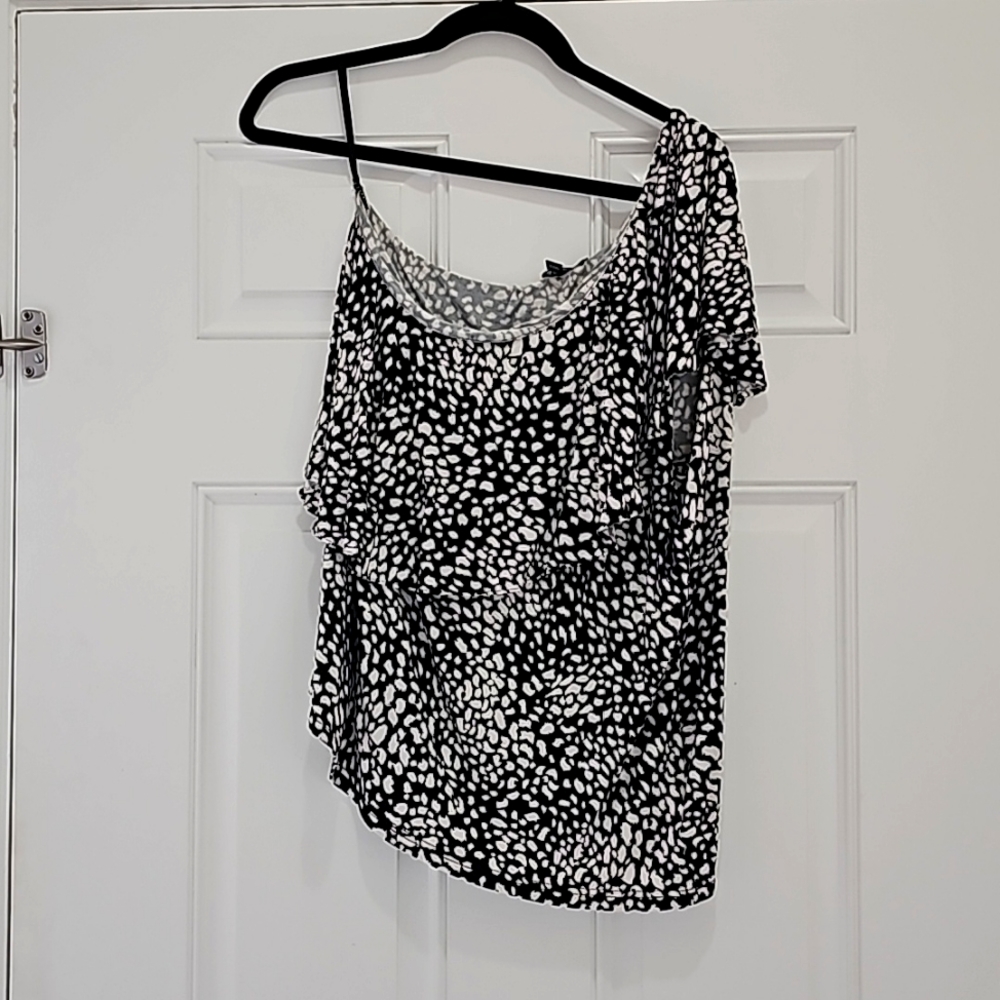 Chaps One Shoulder Size 1X
